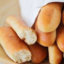 Olive Garden Breadsticks Recipe Video Lil Luna In 2020 Bread Sticks Recipe Olive Garden Breadsticks Recipes