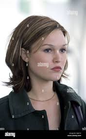 Julia stiles hi-res stock photography and images