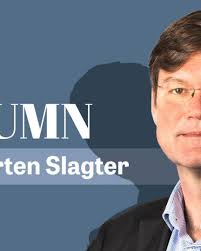 Maria eduarda erome saw Ara or Gia were back in town after