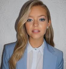 Jessica Pettyjohn's Instagram, Twitter & Facebook