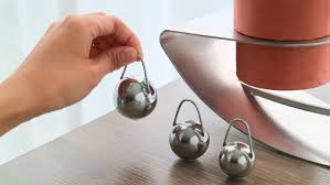 Blondie stretched to the max