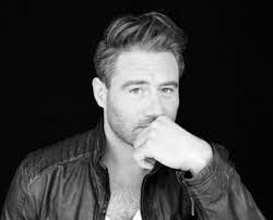 He is best known for his live events and electronic music as a solo artist, as well as his collaborations with british dj john digweed as sasha & john digweed. Sasha Sanger Musiker Kunstler Podium Redner