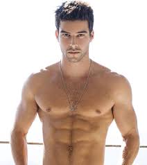 Poate ca filmele produse la bollywood nu au reusit sa te cucereasca, insa actorii indieni o vor face cu siguranta. Top Cei Mai Sexy BÄrbaÈi Din 2014