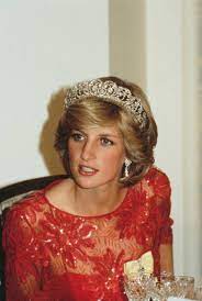 From teacher to princess diana was born on july 1, 1961, to edward john spencer and his wife frances. Princess Diana 1983 Pictures And Photos In 2021 Princess Diana Fashion Princess Diana Pictures Princess Diana