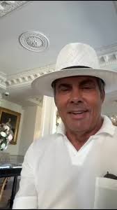 Co wspólnego mają nowoczesne techniki powiększania piersi i sztuka  antyczna? 😉, #drkolasinski #klinikakolasinski #miafemtech  #harmonizacjapiersi #preserve #preservethebreast #chirurgiaplastyczna ...