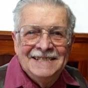 Robert Burbach's Instagram, Twitter & Facebook