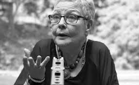 Casa de las Américas revista de teatro latinoamericano y caribeño 211