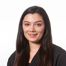 Shelby Andrews's Instagram, Twitter & Facebook