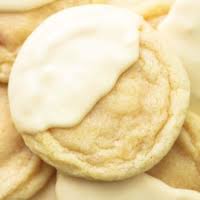 Best lemon shortbread cookies from lemon shortbread cookies swanky recipes. Snow Capped Lemon Cookies Creme De La Crumb
