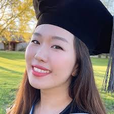 Dohee Kim's Instagram, Twitter & Facebook