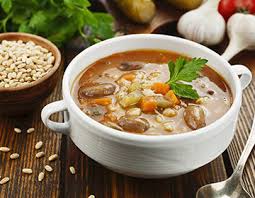 рассольник с перловкой и солеными огурцами и курицей рецепт Rassolnik S Perlovkoj I Solenymi Ogurcami Recept Poshagovo Klassicheskij S Govyadinoj Leningradskij S Pochkami Postnyj S Gribami