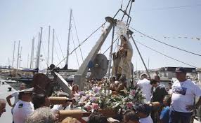 Viernes 16 de julio de 2021 iguazú (lavozdecataratas) por la solemnidad de la virgen del carmen se declara feriado comunal a nivel de la administración pública, bancos, comercios». Procesion De La Virgen Del Carmen 2021 La Virgen Del Carmen Se Queda Sin Procesion Por El Grao Las Provincias