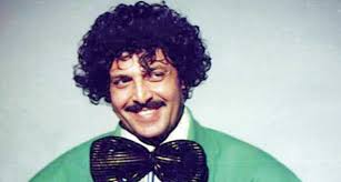 وكان سمير غانم قد دخل أحد مستشفيات القاهرة برفقة زوجته الفنانة دلال عبد العزيز، قبل أسابيع، لتلقي العلاج بعد إصابتهما بـكوفيد 19، حيث تم وضعهما على أجهزة التنفس الاصطناعي للسيطرة على نسبة الأكسجين لديهما، حتى أعلنت. ÙˆØ§Ù†Ø·ÙØ£Øª Ø£Ø¶ÙˆØ§Ø¡ Ø§Ù„Ù…Ø³Ø±Ø­ ÙˆØ¯Ø§Ø¹Ø§ Ø³Ù…ÙŠØ± ØºØ§Ù†Ù… Ø£Ø³Ø·ÙˆØ±Ø© Ø§Ù„Ø¶Ø­Ùƒ ÙˆØ£ÙŠÙ‚ÙˆÙ†Ø© Ø§Ù„ÙƒÙˆÙ…ÙŠØ¯ÙŠØ§ Ø§Ù„Ø£Ù‡Ø±Ø§Ù… Ø§Ù„ÙŠÙˆÙ…ÙŠ