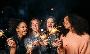 21 Magical Instagram Captions For Your New Year S Eve Fireworks Pics Fireworks Pictures New Years Eve Pictures New Year Pictures