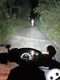 Abang nak that moment when both of your abah dam mak berjaya tanggung kau sampai ke menara gading. Abang Nak Lalu Ke Videoviral Malaysia Facebook