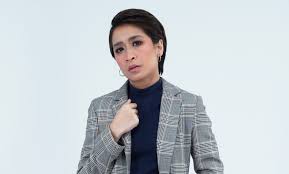 Hang nadim siapakah yang bakal dinobatkan. Hampir Setahun Menyepi Ara Johari Muncul Kembali Dengan Lagu Tetap Aku Cinta