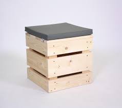 Einen tollen hocker aus paletten bauen! Paletten Hocker Mit Kunstleder Auflage Supersack De