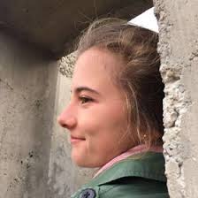 Danielle Brink (brink0485)