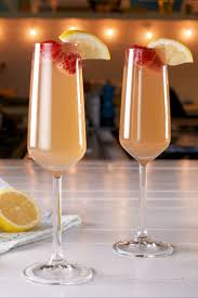 We have carefully handpicked all our favourite champagne christmas gifts for christmas 2014. 34 Best Champagne Cocktails Easy Sparkling Wine Drink Recipes