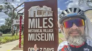 Bicyklom naprieč Austráliou: Na Chinchillu cez Miles