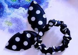 как сделать резинку для волос своими руками из ткани Kak Sdelat Rezinku Dlya Volos S Ushkami Svoimi Rukami 33 Podelki Rezinki Dlya Volos Volosy Aksessuary Dlya Volos