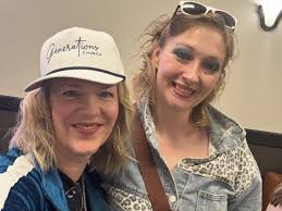 Meredith Shafer (@meredith_b_shafer) • Instagram photos and videos