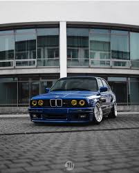 The future of luxury is here. Bmw E30 Autos Erste Autos