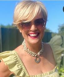 Melanie Larkin (larkin3680)