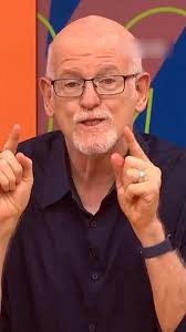 🎥 DANIEL BECKER 🎥 “O celular está destruindo a infância”. O pediatra  Daniel Becker aponta que a depressão e o número de suicídios, especialmente  em meninas, aumentou drasticamente a partir de 2012, ...