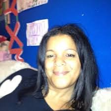 Sonia Mills's Instagram, Twitter & Facebook