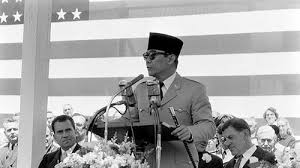 Nama pancasila sendiri diambil dari bahasa sanskerta, terdiri dari dua kata, yakni pañca yang berarti lima dan śīla yang berarti prinsip atau asas. Sejarah Hari Lahir Pancasila Yang Diperingati Besok 1 Juni 2018 Tirto Id