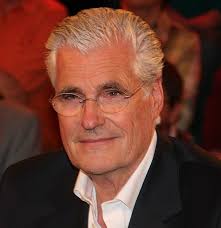 Sky Du Mont im Interview: „Ich will mein Geld mit Aktien erhalten“