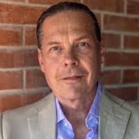 Lawrence Snoody's Instagram, Twitter & Facebook