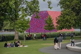 Hyde park is one of london's eight royal parks. Christo S First Major Outdoor Sculpture In The Uk Opens In Hyde Park