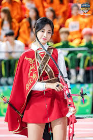 Here's how twice's chaeyoung fell in love with her. 190107 Archer Tzuyu 9gag