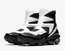 See more ideas about painted shoes, diy shoes, custom shoes. Nike Huarache Custom Purple Paint Ideas On Canvas Black White Ao4537 002 Release Date Sbd