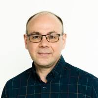 3500+ perfiles de «Planas»