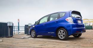 The fit ev is the first battery electric vehicle from honda, giving customers another choice in the burgeoning electric car class. Honda Fit Ev Merits Wider Distribution Wardsauto