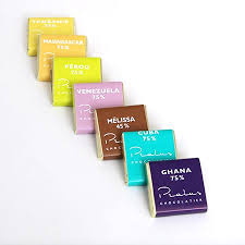 4.3 out of 5 stars 2. Dinner Party Olde English Crackers Christmas Crackers