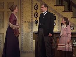 Mrs Winifred Banks George Banks And Jane Banks From Mary Poppins On Broadway Broadway Costumes Mary Poppins Broadway Mary Poppins Costume