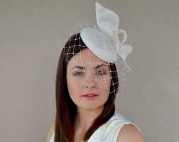 Ivory Pillbox Hat With Birdcage Veil 50s Wedding Hat Derby Etsy Ivory Pillbox Hat Wedding Hats Ivory Fascinator