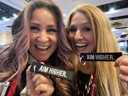 TwistedMetal stars Anthony Mackie and Stephanie Beatriz checked out our  space at this year's #SDCC.