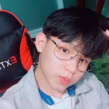 Liên Quân Mobile: Thêm một cái tên thống trị rank Thách Đấu, vượt qua cả  "thần đồng 12 tuổi" Vĩnh Đất lẫn hàng loạt tuyển thủ