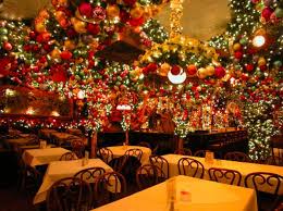31 Delicious Things You Need To Eat In Nyc This Winter New York City Christmas Nyc Christmas Holiday Bar