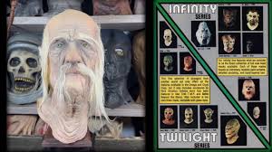 Distortions Unlimited Ol' Elmer Halloween Mask