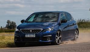 Where all that space has gone is clear when you open the peugeot 308's boot. Critica Peugeot 308 S Gt Argentina Autoblog