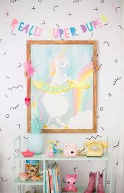 Kinderzimmer Fur Madchen Gestalten 20 Deko Ideen Zum Motto Einhorn Kinderzimmer Fur Madchen Kinderzimmer Deko Madchen Kinder Zimmer