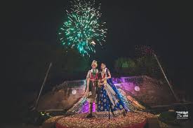 A Gorgeous Jodhpur Wedding With A Bride On The Iron Throne Indian Wedding Photography Indian Wedding Pictures Wedding Photography