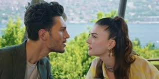 When esra met ozan, she worked as a waitress to make ends meet. Ask Mantik Intikam Seviyorum Diyen Mi Sevdigini Gosteren Mi