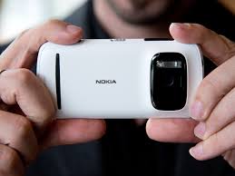 Review: Nokia 808 PureView: Digital ...